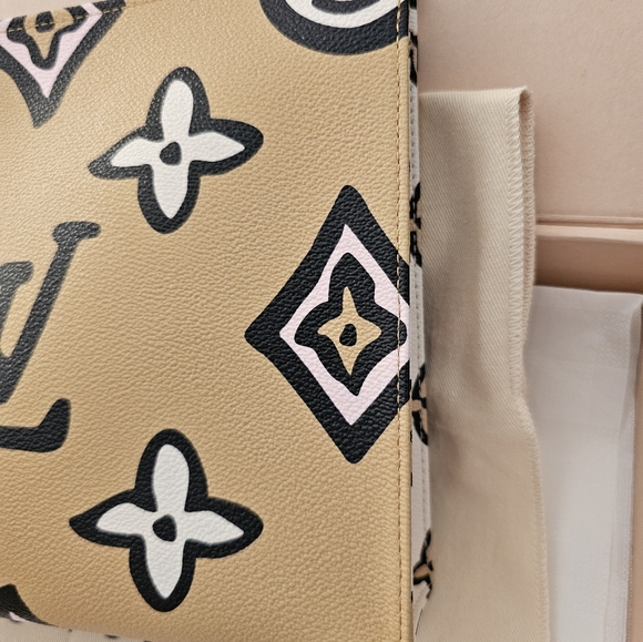 Louis Vuitton Wild At Heart Arizona Tan Monogram Canvas Toiletry Pouch 26 XL Bag - Picture 7 of 17